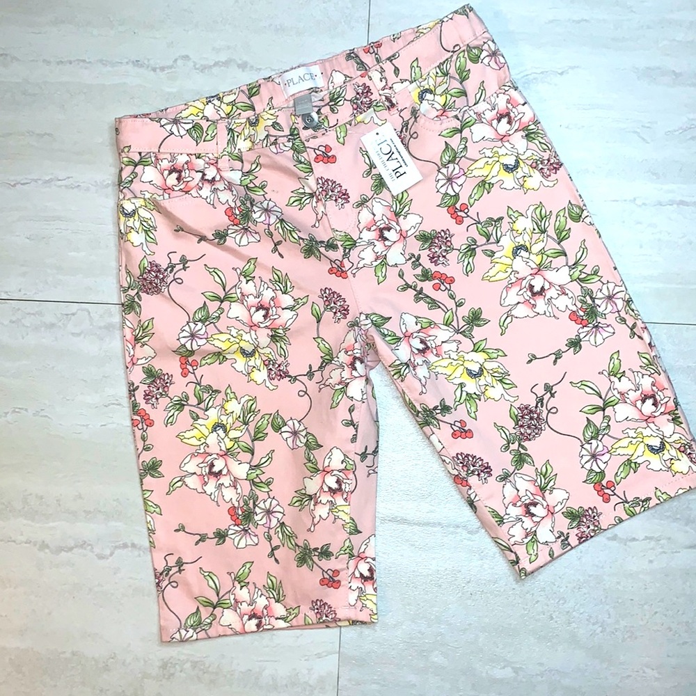 NEW Children’s place Floral shorts